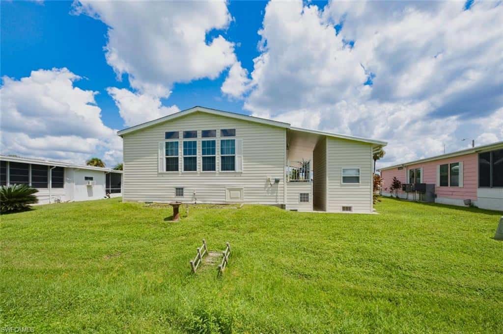 561 Charlemagne Blvd, Naples, photo 28