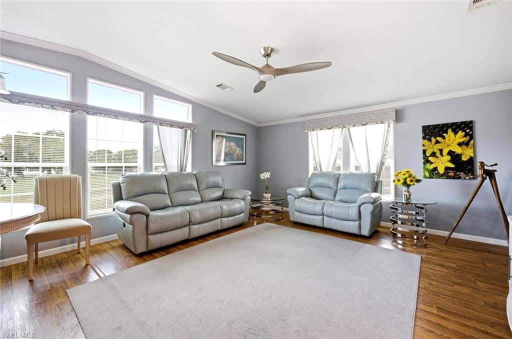 561 Charlemagne Blvd, Naples, photo 9