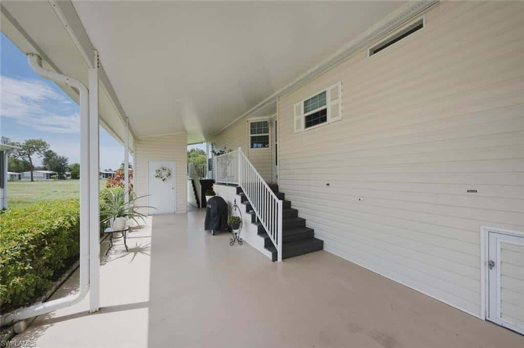 561 Charlemagne Blvd, Naples, photo 29