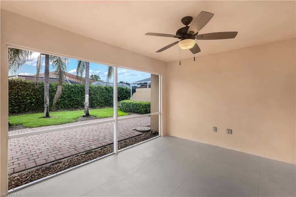 4892 Lasqueti Way, Naples, photo 32