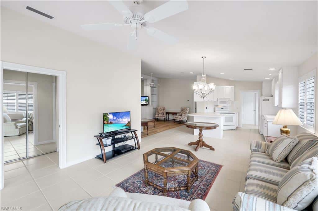 4892 Lasqueti Way, Naples, photo 9