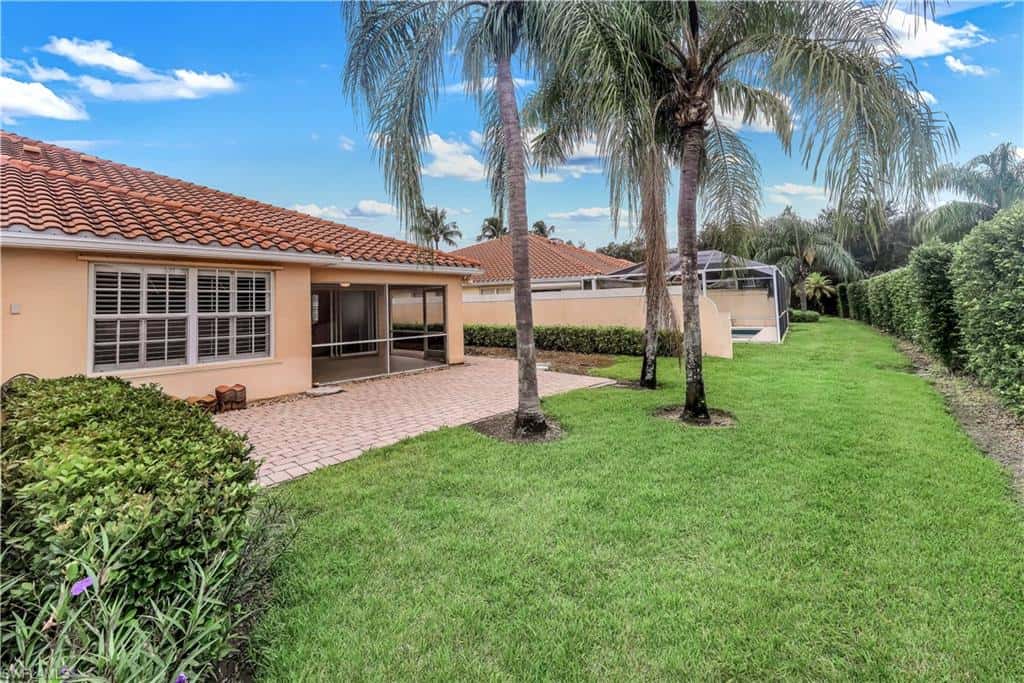 4892 Lasqueti Way, Naples, photo 34