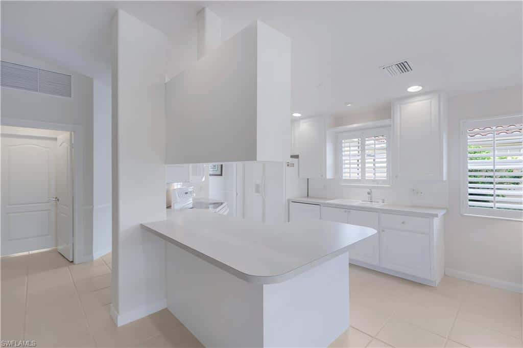 4892 Lasqueti Way, Naples, photo 10