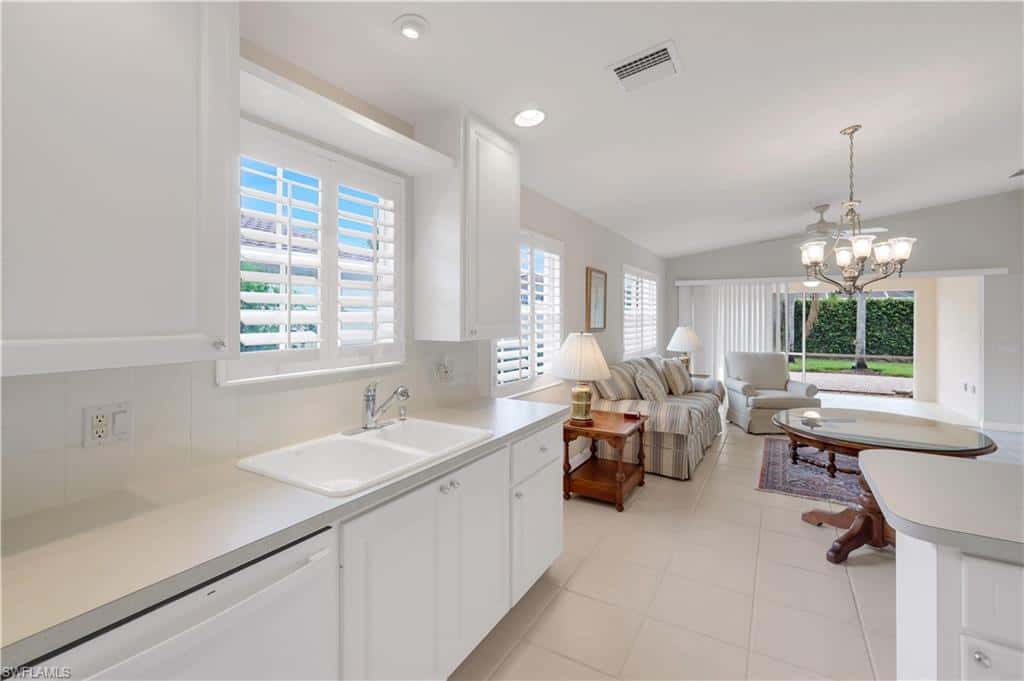 4892 Lasqueti Way, Naples, photo 11