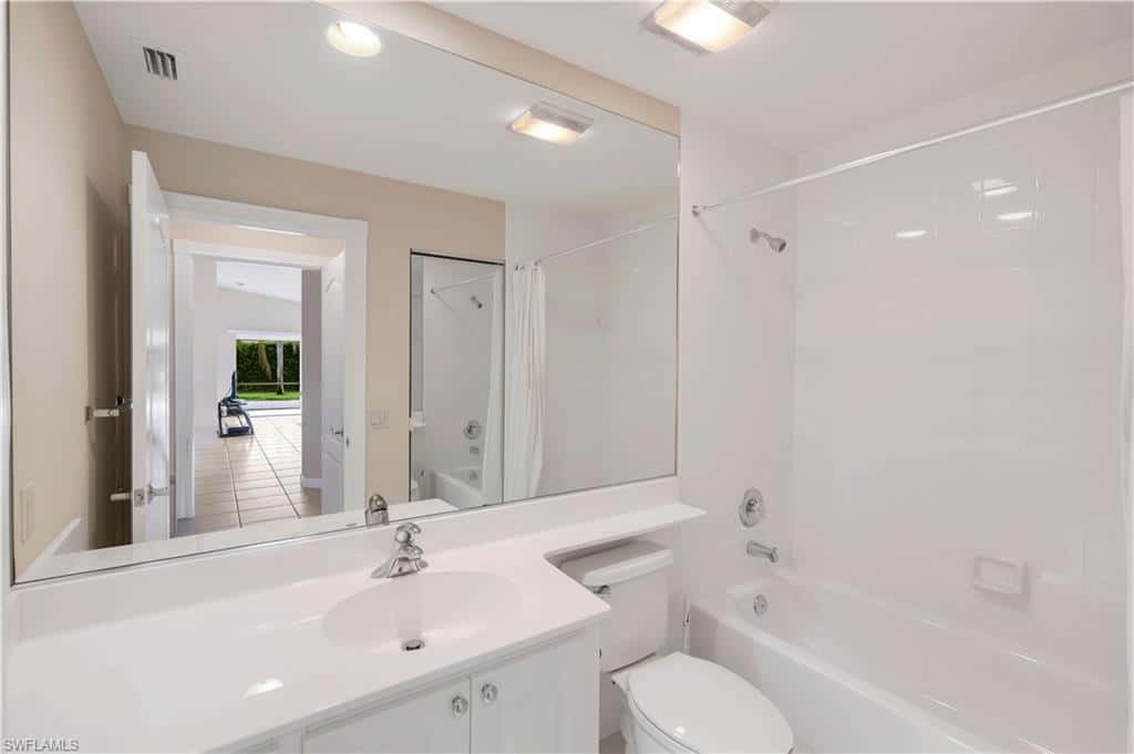 4892 Lasqueti Way, Naples, photo 19