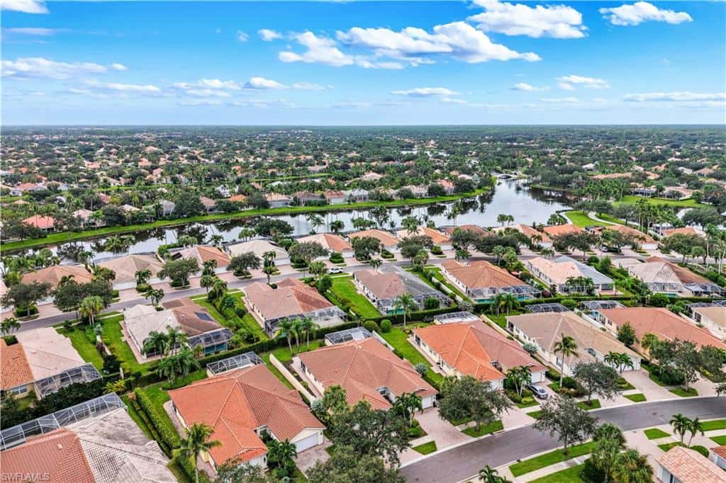 4892 Lasqueti Way, Naples, photo 44