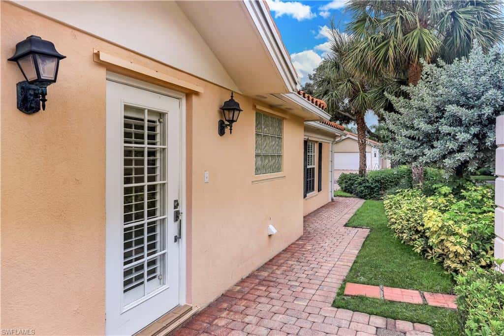 4892 Lasqueti Way, Naples, photo 25