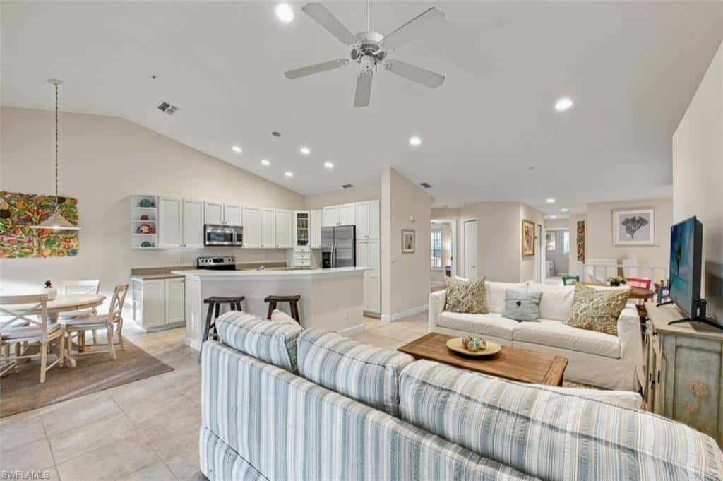 24833 Lakemont Cove Ln #202, Bonita Springs, photo 4