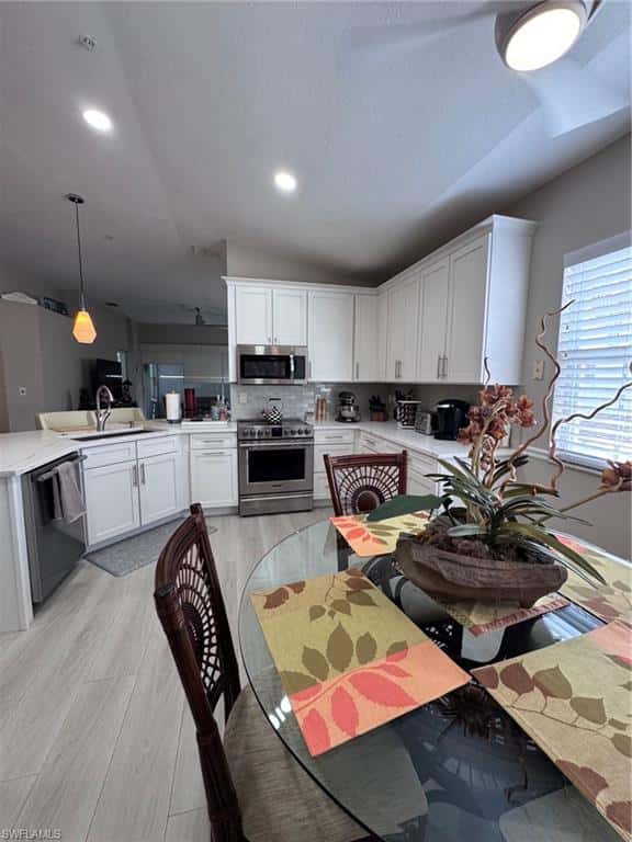 6800 Satinleaf Rd #204, Naples, photo 5