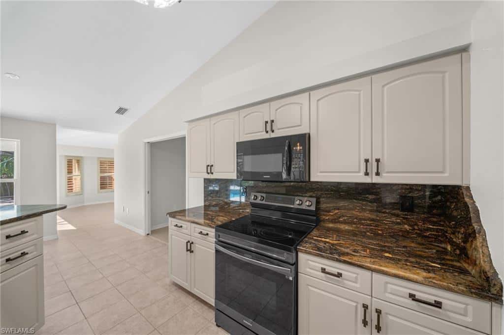 25161 Harborside Blvd, Punta Gorda, photo 19