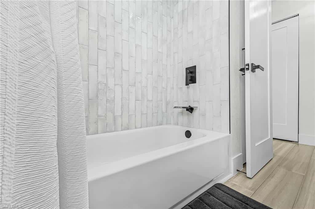 4614 1st Pl, Cape Coral, photo 18