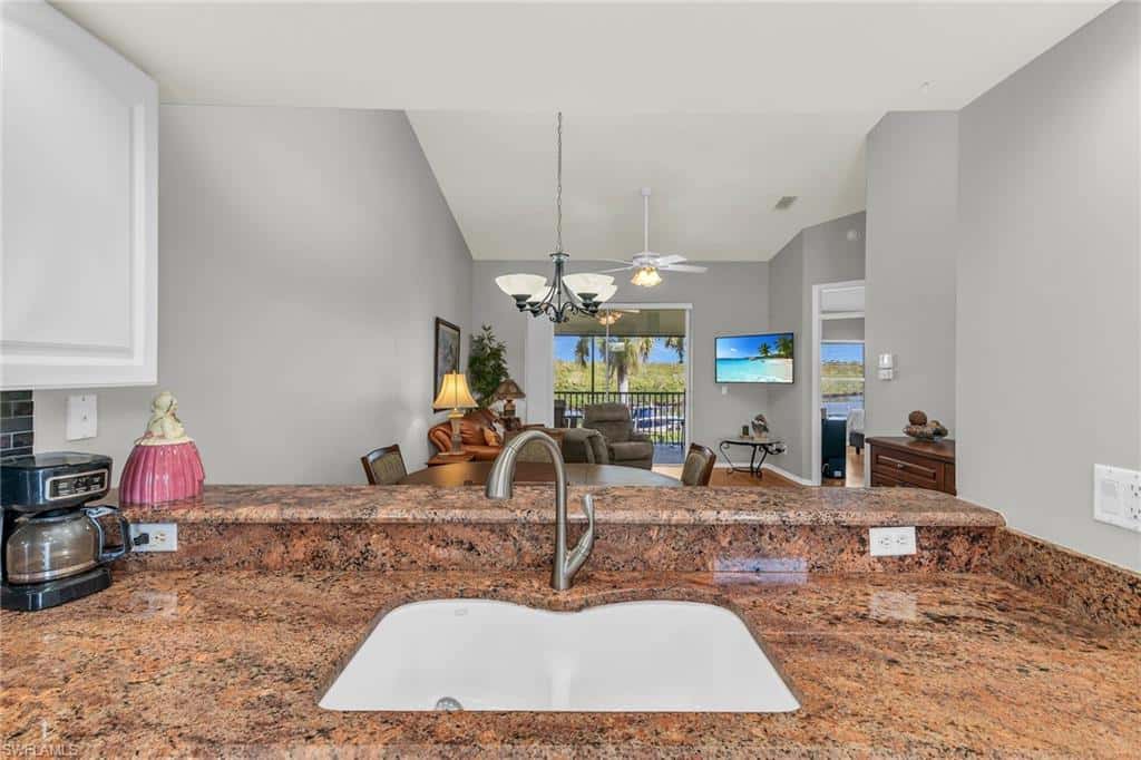 162 Newport Dr #1208, Naples, photo 6