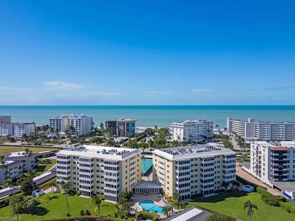 3410 Gulf Shore Blvd #202, Naples, photo 17