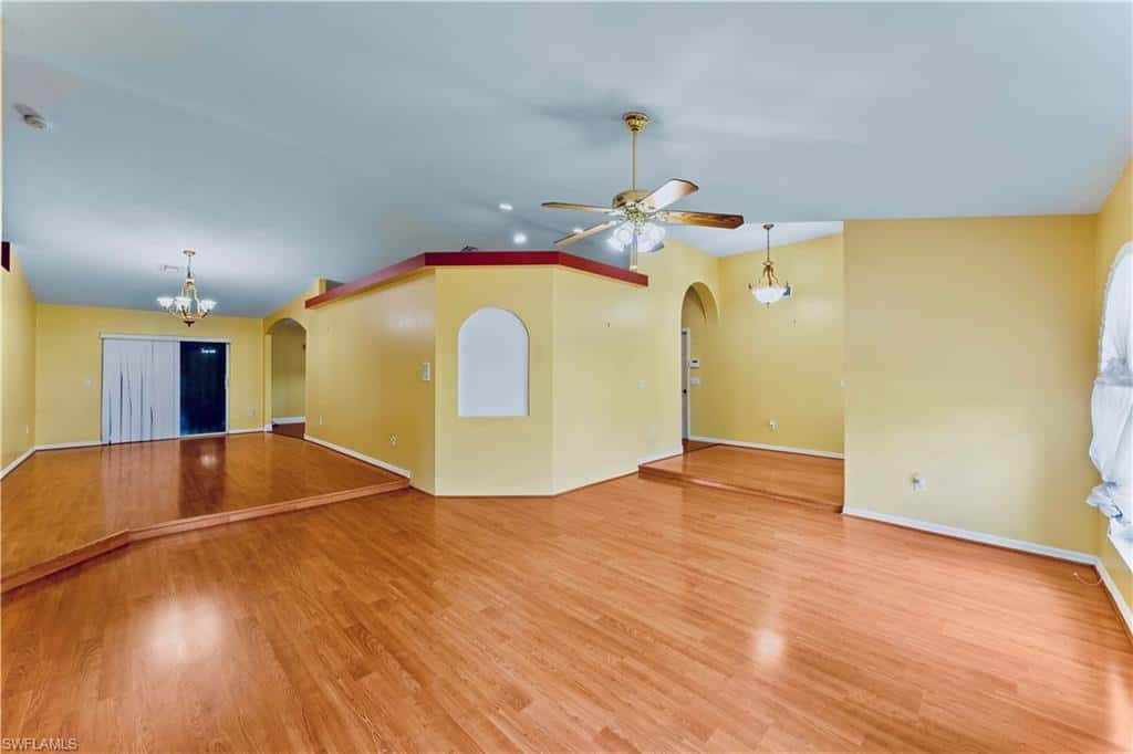 1222 Robert Ave, Lehigh Acres, photo 6
