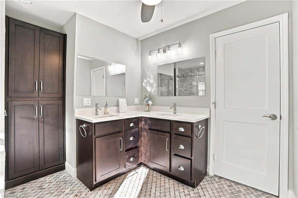323 Washington Ct, Fort Myers Beach, photo 16