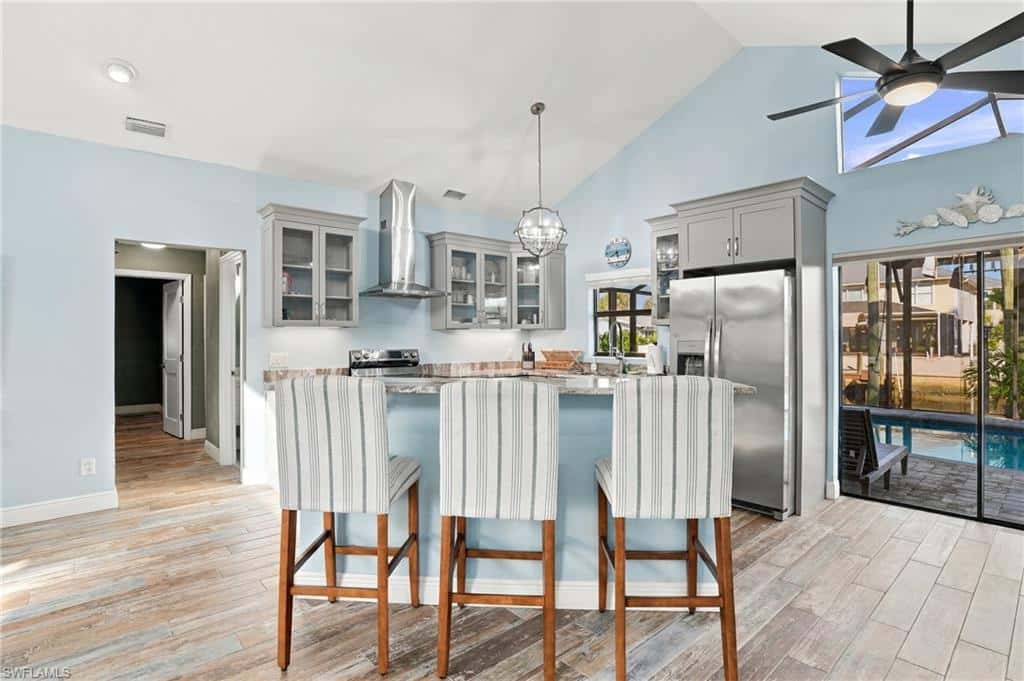 323 Washington Ct, Fort Myers Beach, photo 9