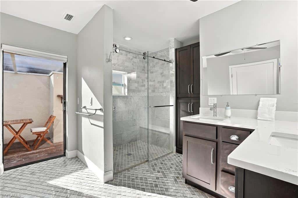 323 Washington Ct, Fort Myers Beach, photo 15