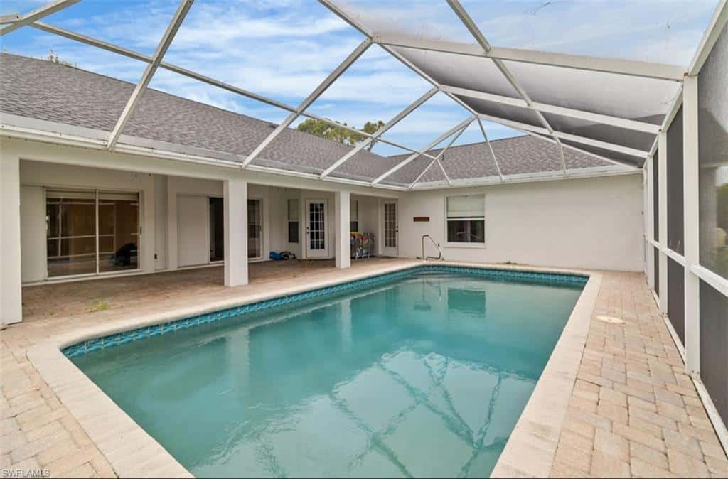 1040 Bay Harbor Dr, Englewood, photo 12