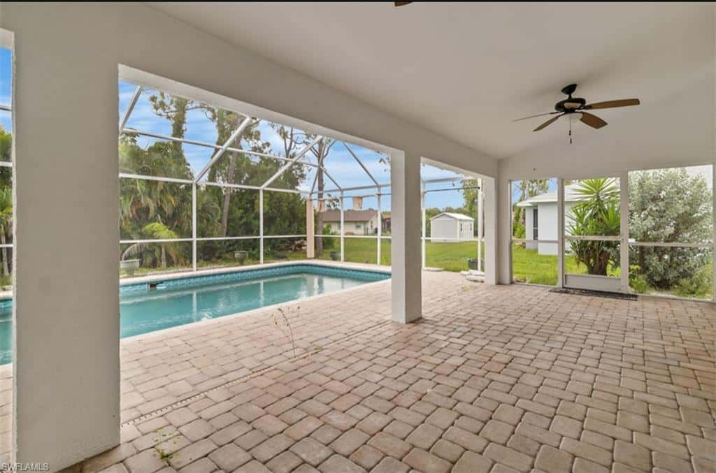 1040 Bay Harbor Dr, Englewood, photo 9