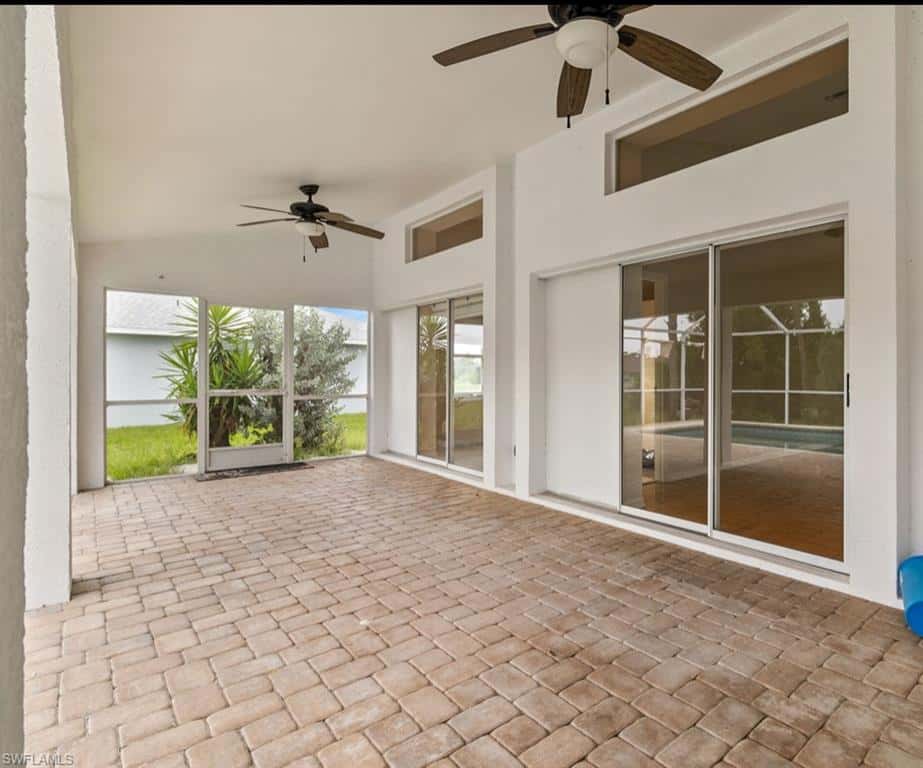 1040 Bay Harbor Dr, Englewood, photo 10