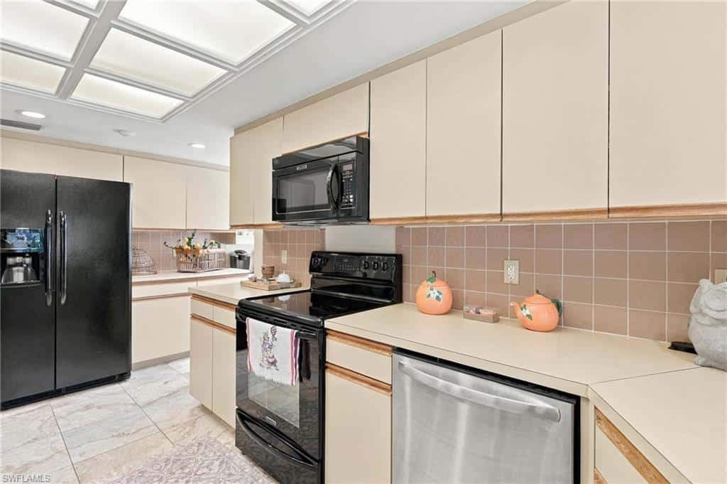 13055 White Violet Dr, Naples, photo 13