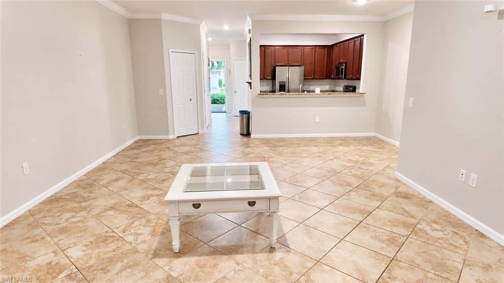 2703 Blossom Way, Naples, photo 5