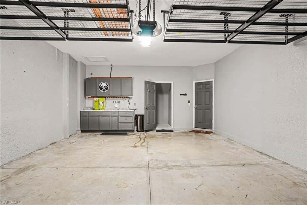 2065 Cape Heather Cir, Cape Coral, photo 30