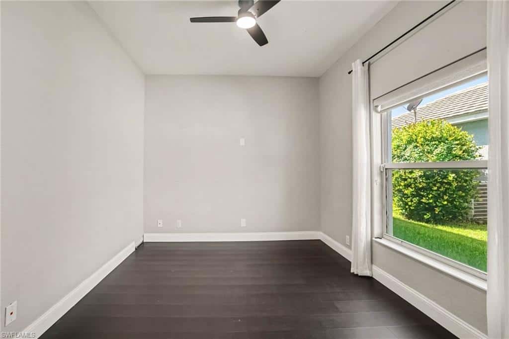 2065 Cape Heather Cir, Cape Coral, photo 8