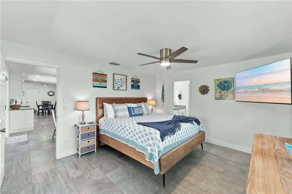 1928 15th Ter, Cape Coral, photo 27