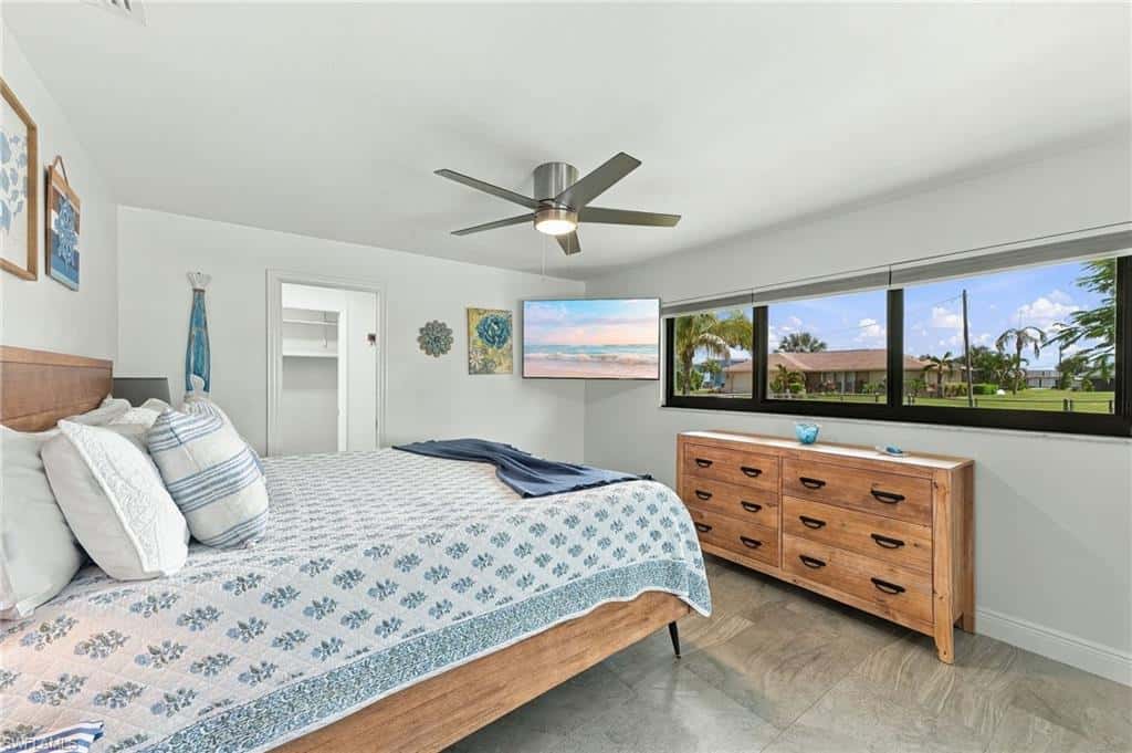 1928 15th Ter, Cape Coral, photo 26