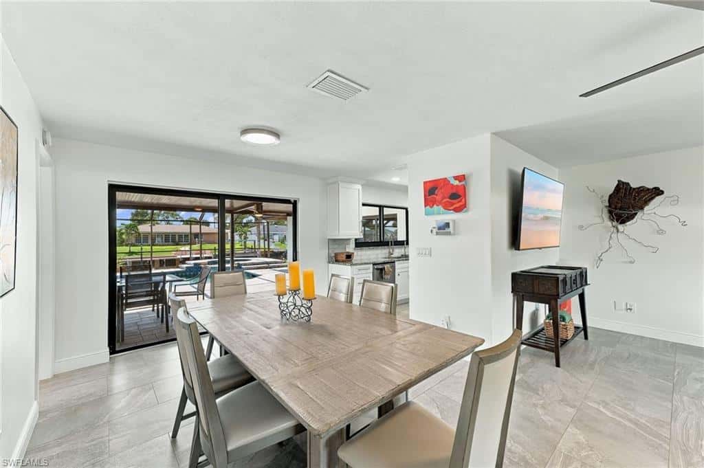 1928 15th Ter, Cape Coral, photo 10