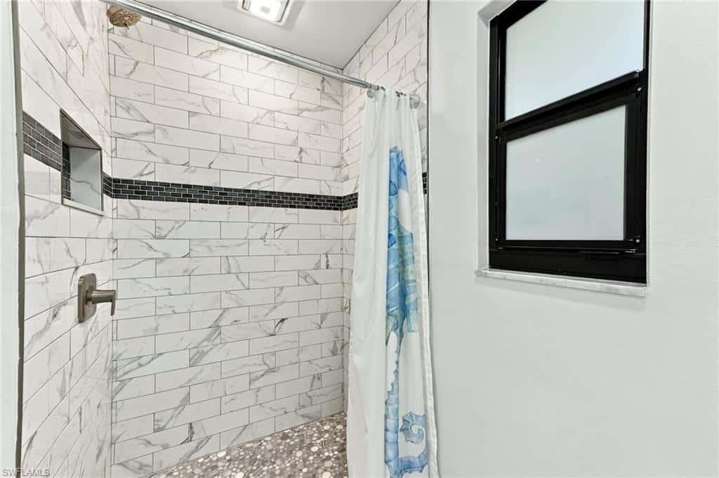 1928 15th Ter, Cape Coral, photo 33