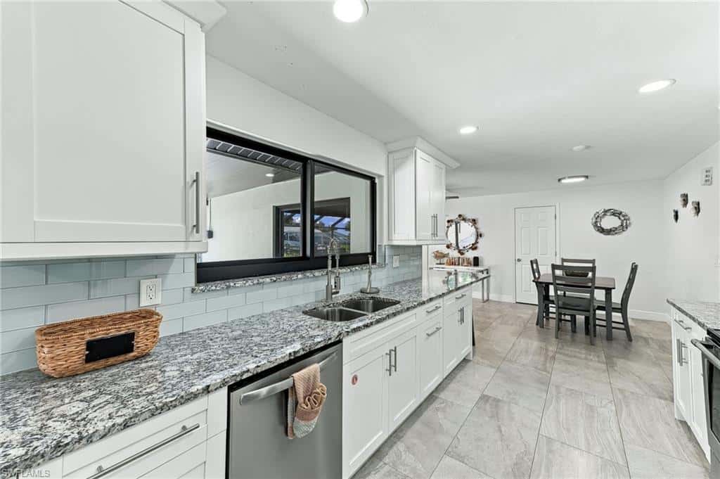 1928 15th Ter, Cape Coral, photo 14