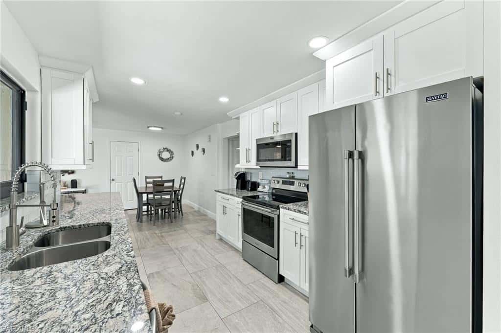 1928 15th Ter, Cape Coral, photo 15