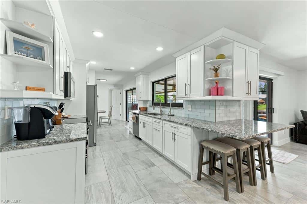 1928 15th Ter, Cape Coral, photo 19