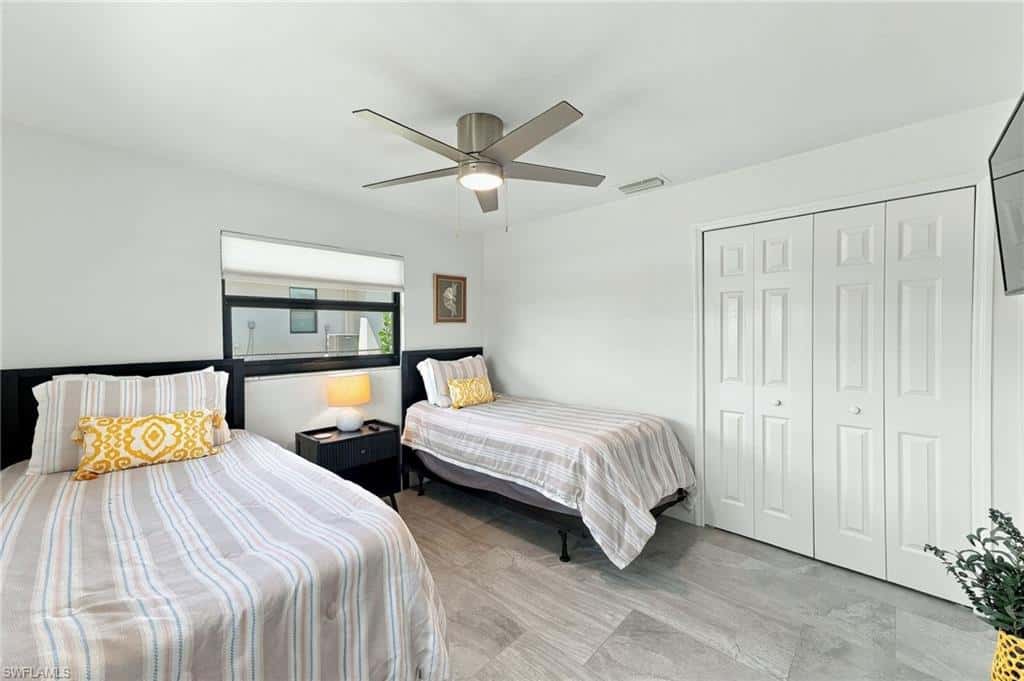 1928 15th Ter, Cape Coral, photo 40