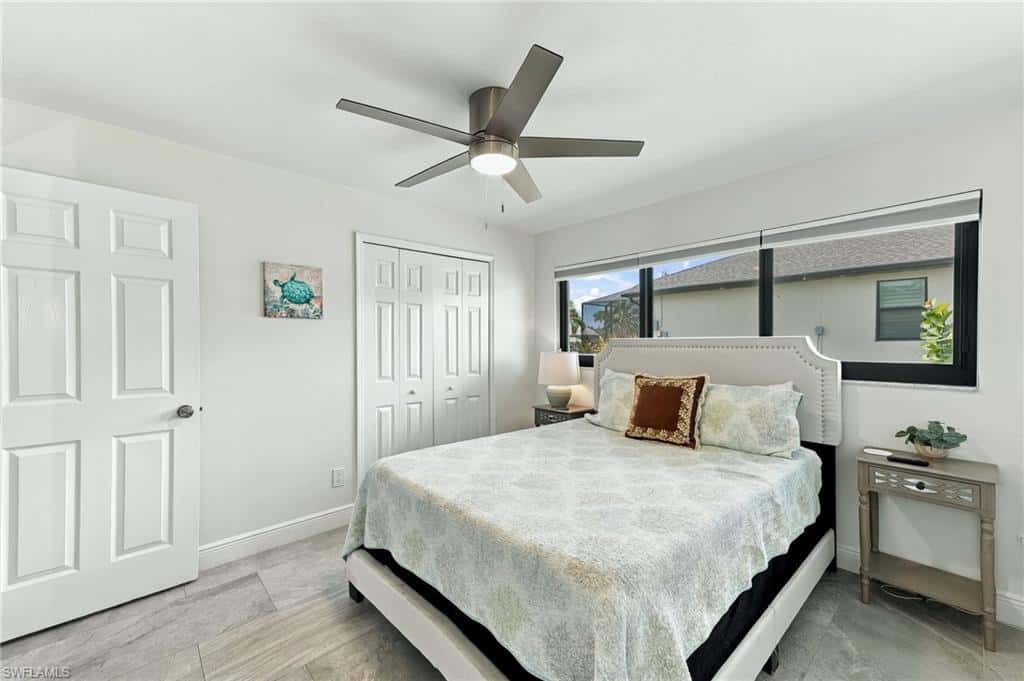 1928 15th Ter, Cape Coral, photo 35
