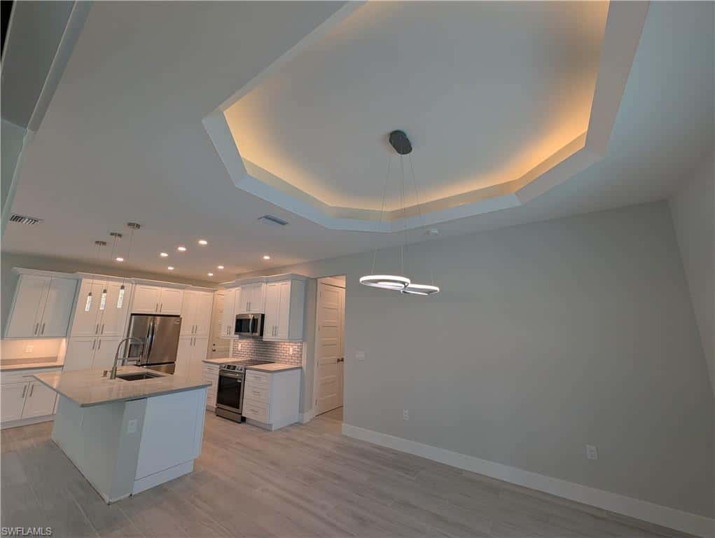 155 Aviation Pkwy, Cape Coral, photo 5