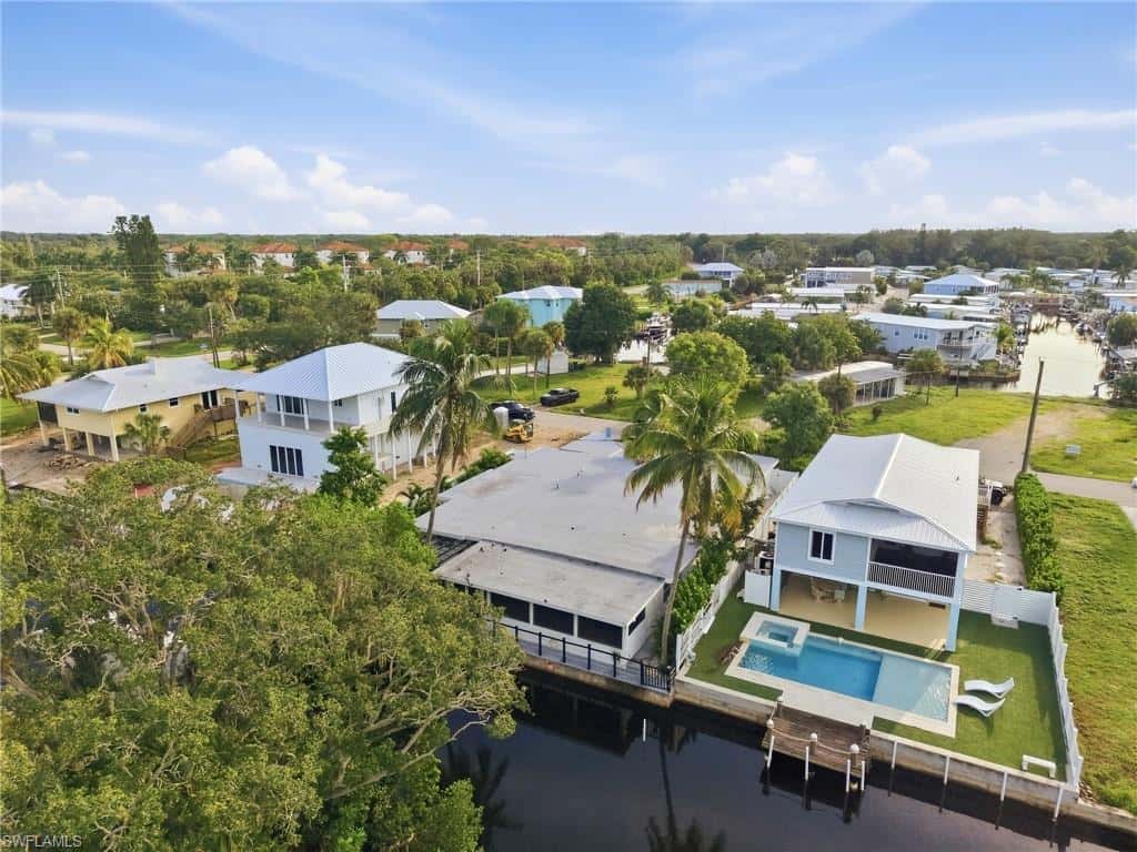24519 Dolphin St, Bonita Springs, photo 12