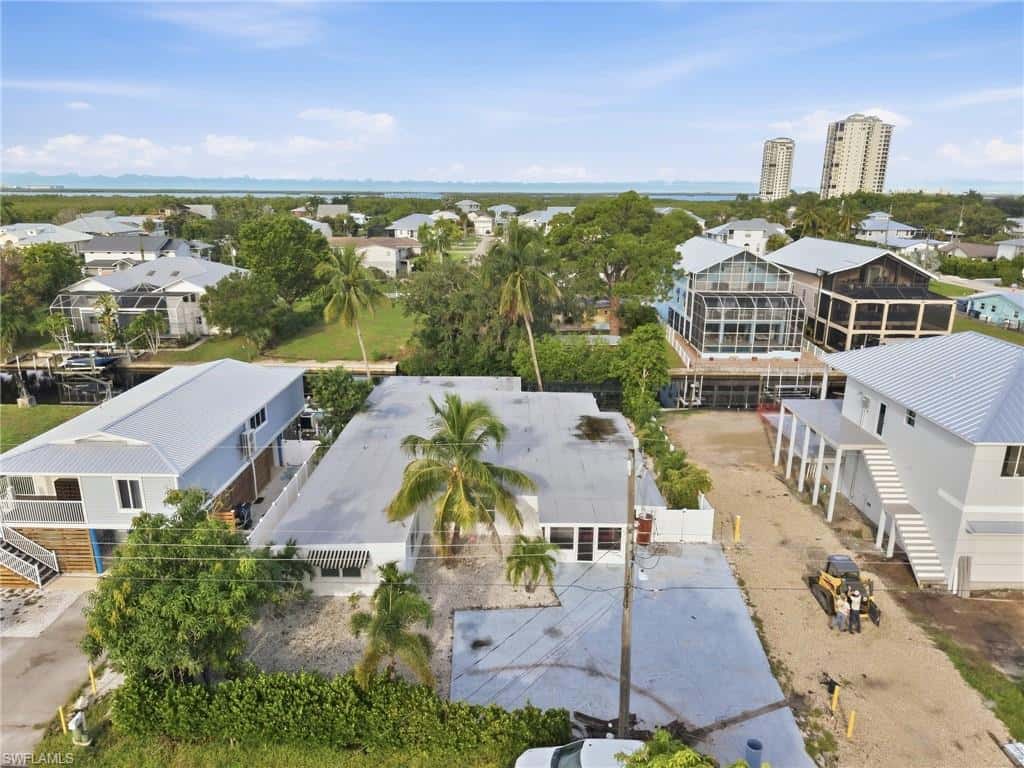 24519 Dolphin St, Bonita Springs, photo 9