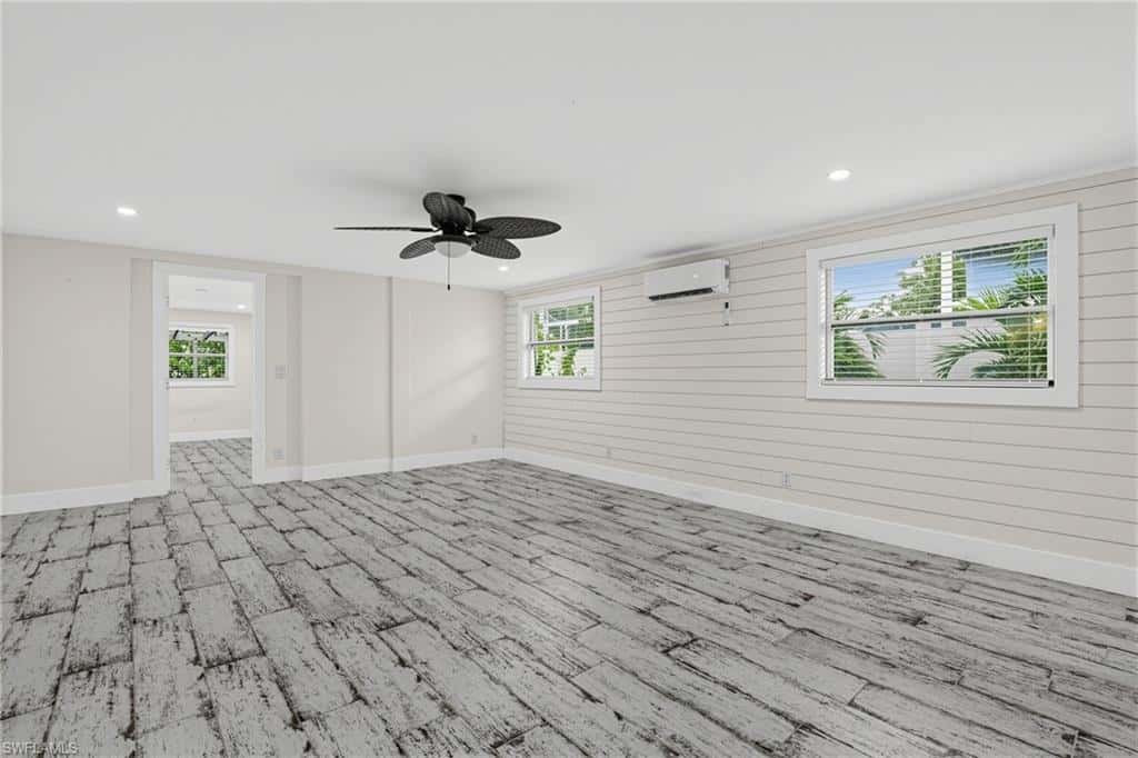 24519 Dolphin St, Bonita Springs, photo 34