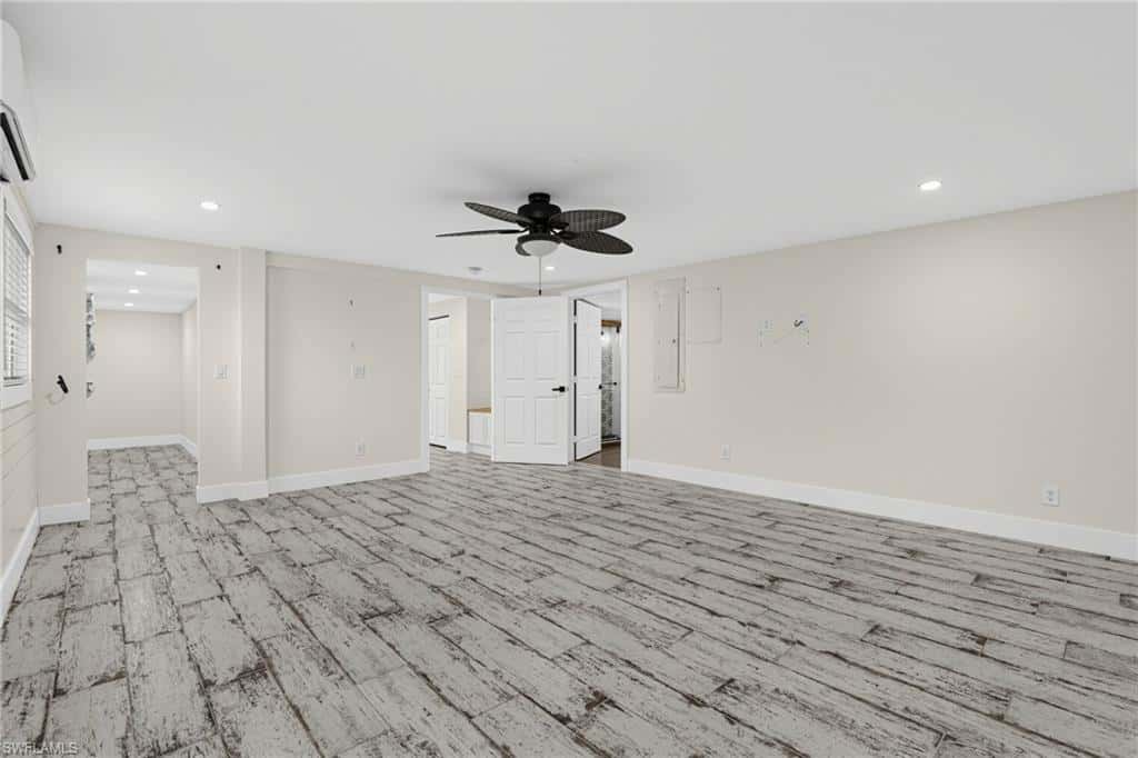 24519 Dolphin St, Bonita Springs, photo 33