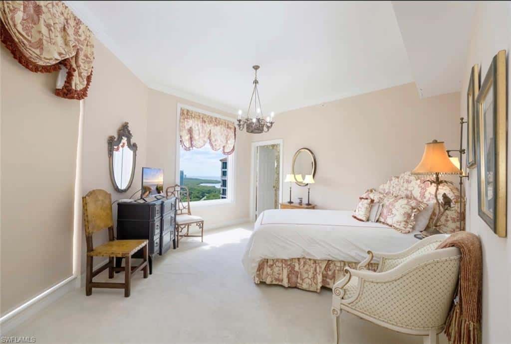 7575 Pelican Bay Blvd #1808, Naples, photo 26