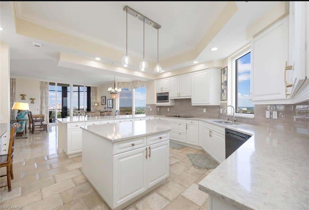 7575 Pelican Bay Blvd #1808, Naples, photo 8