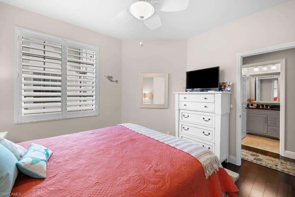 5075 Yacht Harbor Dr #103, Naples, photo 23