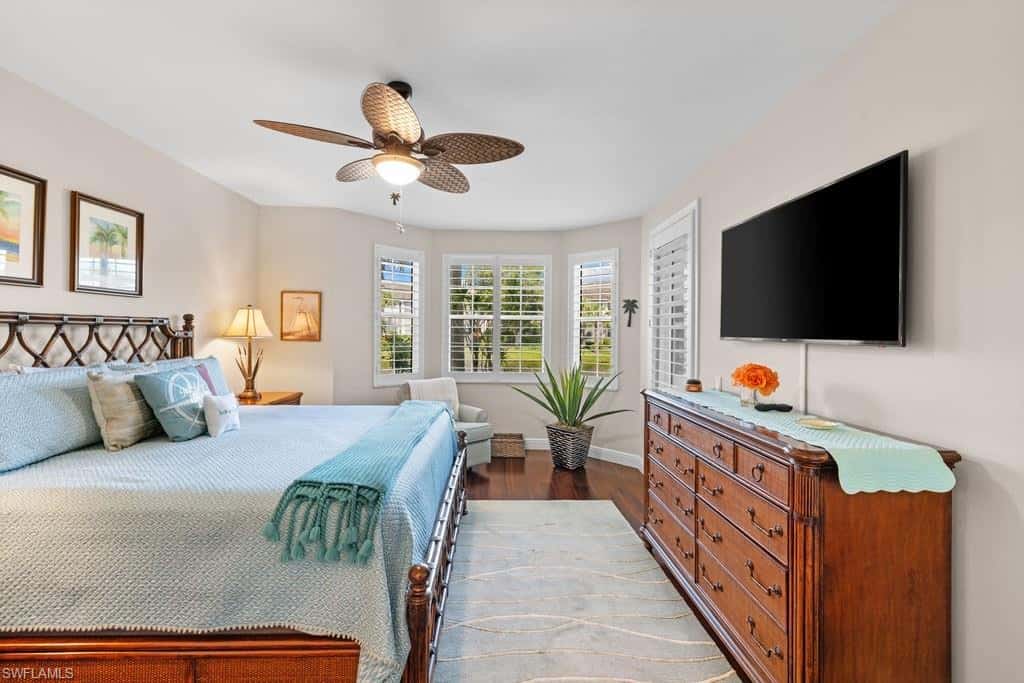 5075 Yacht Harbor Dr #103, Naples, photo 15