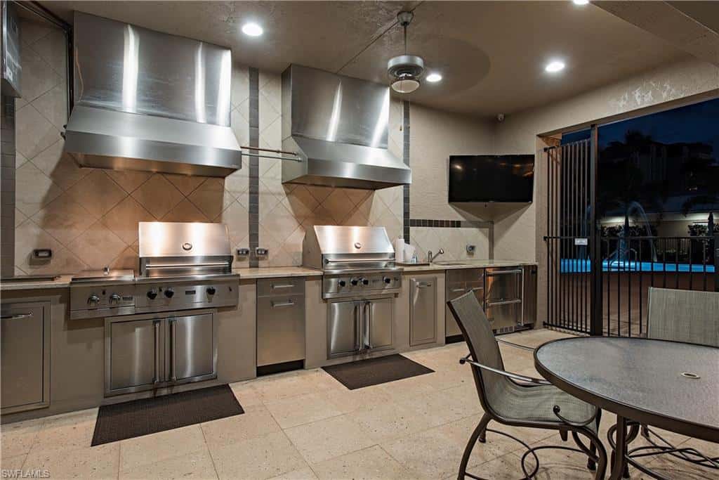 2905 Gulf Shore Blvd #803, Naples, photo 27