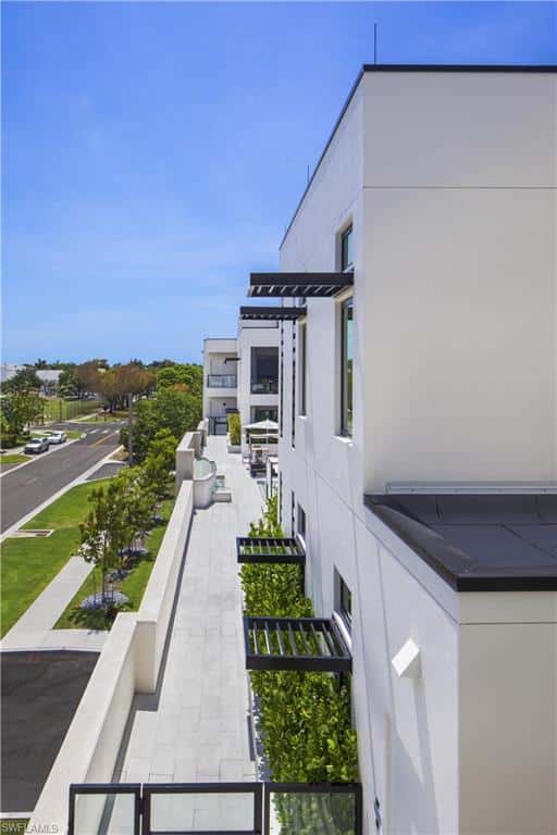 82 9th St #205, Naples, photo 32