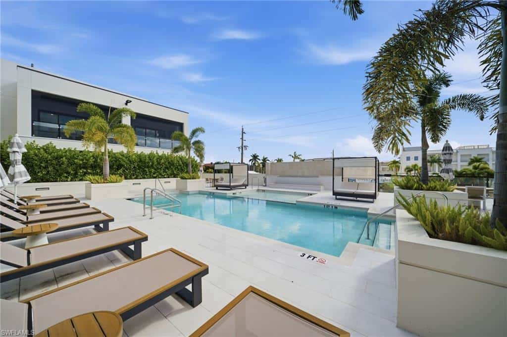 82 9th St #205, Naples, photo 28