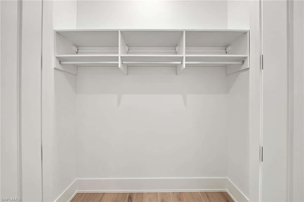 82 9th St #205, Naples, photo 15
